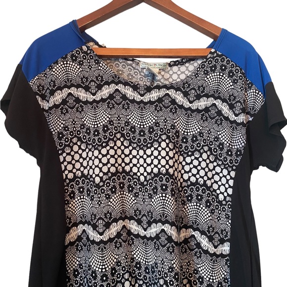 Vintage Suzie Black and White with Blue Short Sleeved Top - Picture 2 of 11